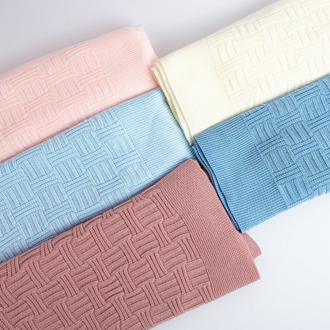 Manta Relieve Clásico